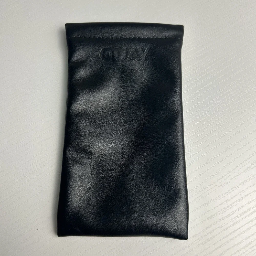 Quay Black  Sunglass Case Pouch - Excellent Condition